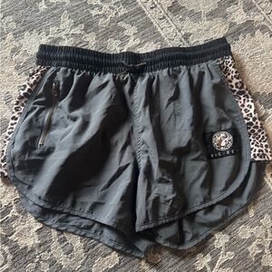 Buc-ee's Women's Black Athletic Shorts with Leopard Accents
